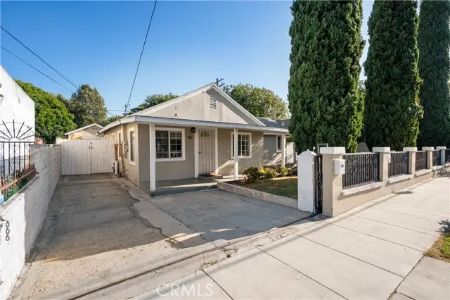 46 Pleasant Street, Long Beach, CA 90805 - #1