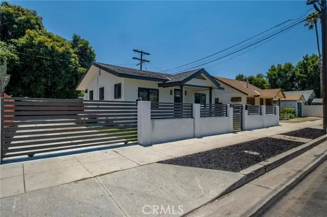 3516 Montclair Street, Los Angeles, CA 90018 - #2