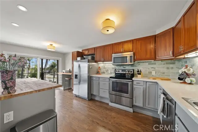 3819 East Livingston Drive  #9, Long Beach, CA 90803 - #3