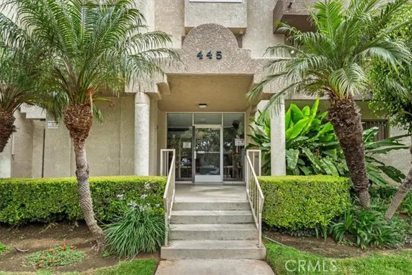 445 6th, Long Beach, CA 90802