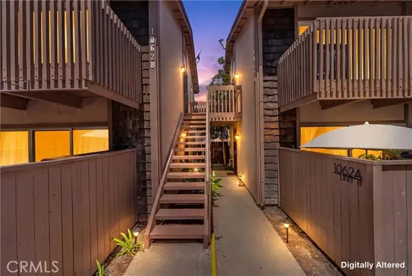 1062 Cabrillo Park  #D, Santa Ana, CA 92701
