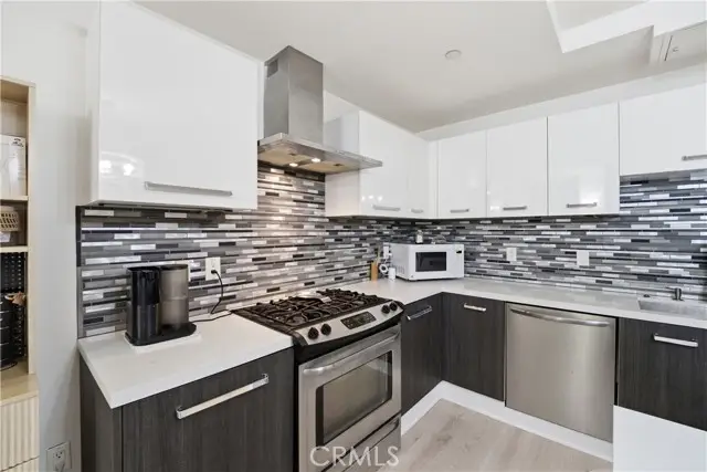 433 Pine Avenue  #201, Long Beach, CA 90802 - #1