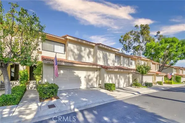 926 Whitewater, Fullerton, CA 92833