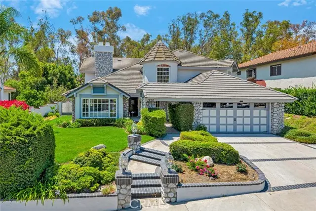 1052 Castlerock Lane, Santa Ana, CA 92705 - #1