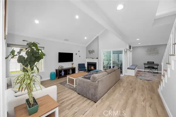 12341 Glacier, Los Alamitos, CA 90720