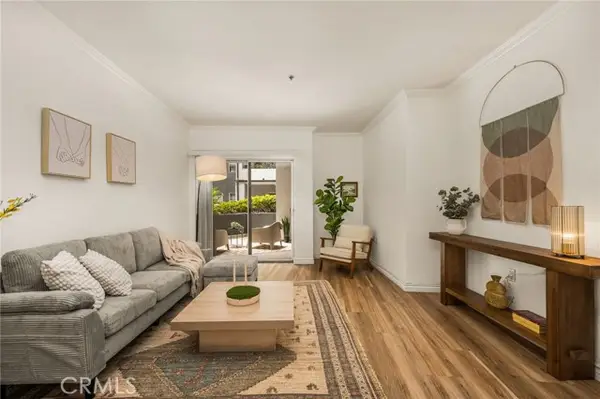 838 Pine Avenue  #113, Long Beach, CA 90813