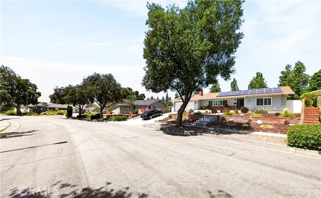3837 Shelter Grove, Claremont, CA 91711 - #3
