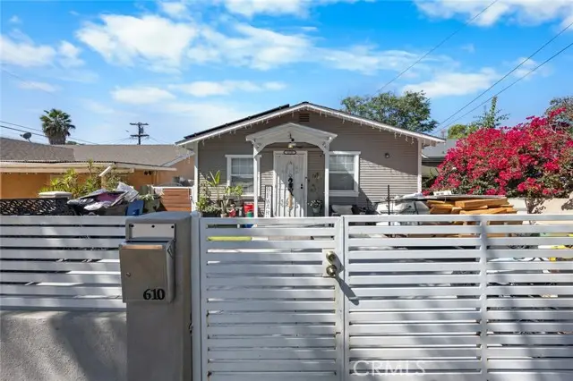610 Vine, Ontario, CA 91762 - #3