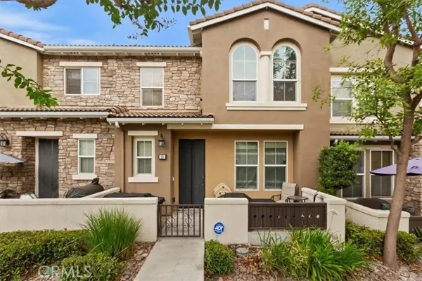 15723 Parkhouse  #19, Fontana, CA 92336