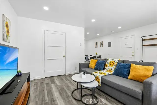 1036 2nd Street  #11, Long Beach, CA 90802 - #3