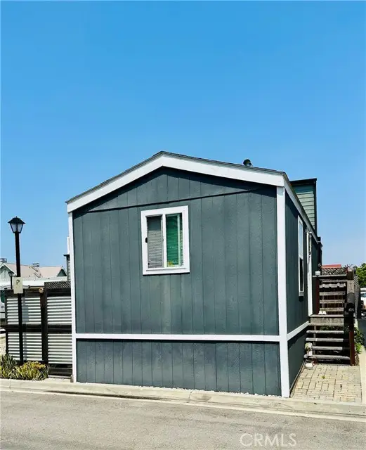 124 Cottonwood Lane, Seal Beach, CA 90740