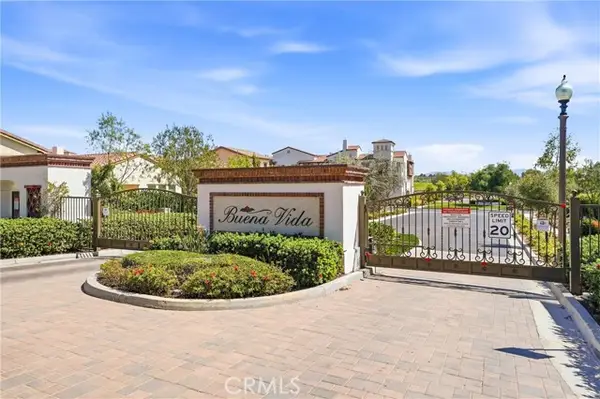 220 Buena Vida Drive  #308, Brea, CA 92823
