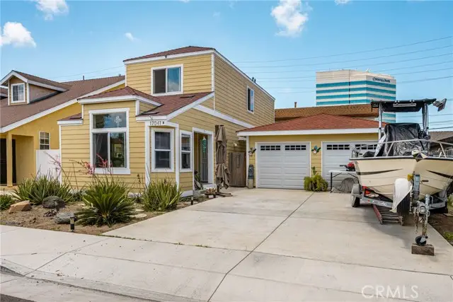 17041 B Lane, Huntington Beach, CA 92647 - #1