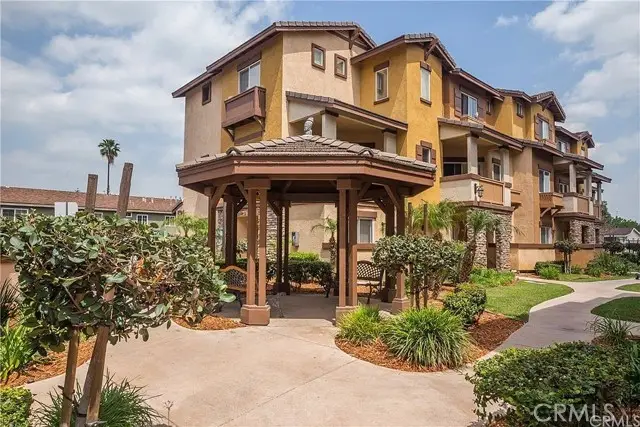 501 Lark Ellen  #B, Covina, CA 91722 - #2
