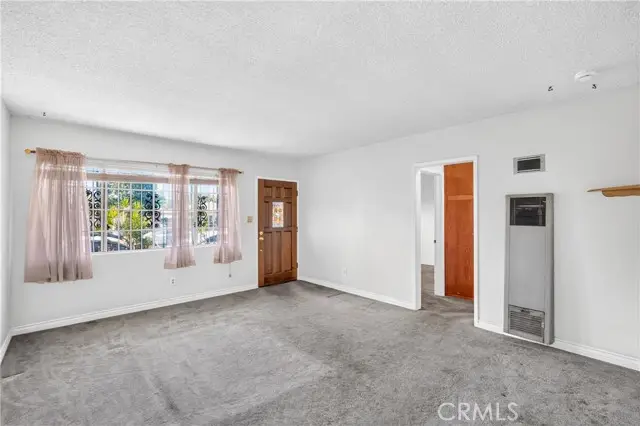 1323 Robidoux, Wilmington, CA 90744 - #3