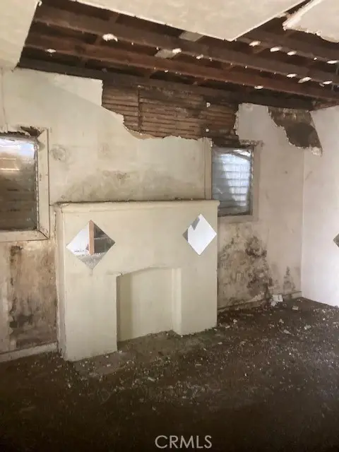 9811 Vermont, Los Angeles, CA 90044 - #3