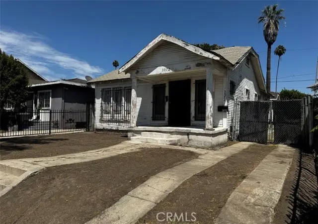 3972 Hobart, Los Angeles, CA 90062 - #2