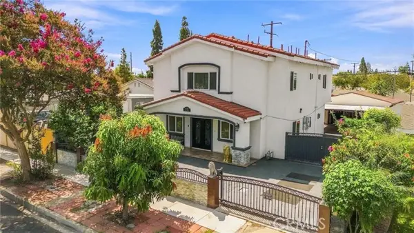 12122 207th, Lakewood, CA 90715