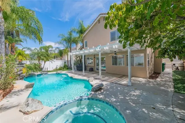 3420 New York, Corona, CA 92882 - #3