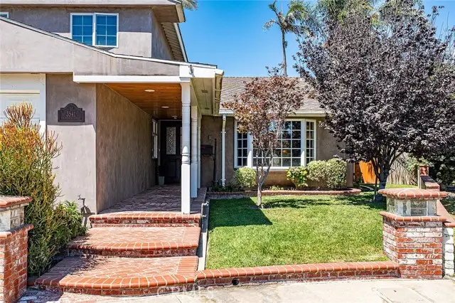 3541 Goldenrod, Seal Beach, CA 90740 - #2