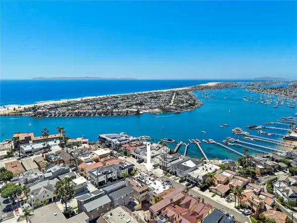 302 Carnation Avenue, Corona Del Mar, CA 92625