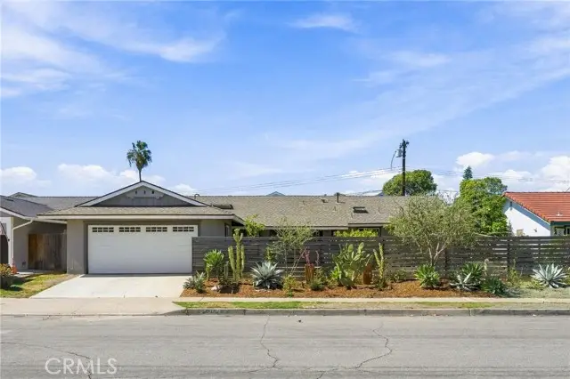 2817 La Salle, Costa Mesa, CA 92626 - #2