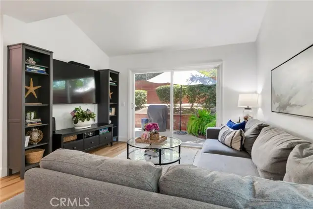 966 Michael  #D, Corona, CA 92881 - #2