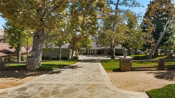 10982 Bent Tree Road, Santa Ana, CA 92705