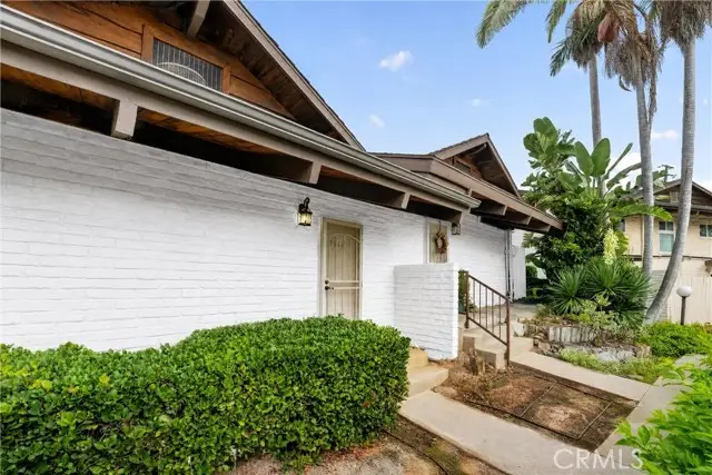 5068 Lakeview, Yorba Linda, CA 92886 - #1