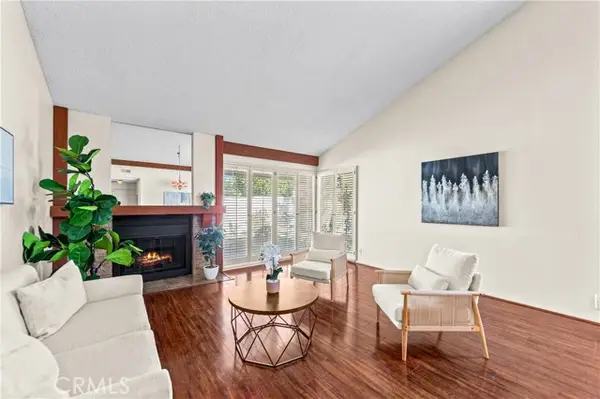 1986 Bayshore, Anaheim, CA 92801