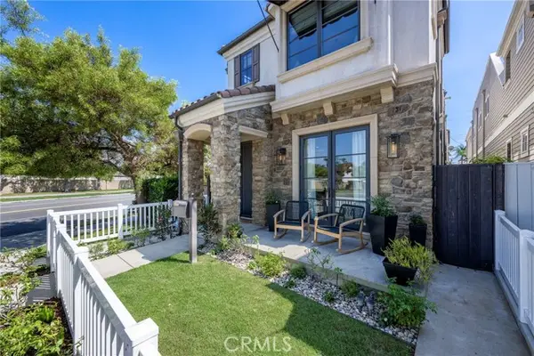 236 4th, Seal Beach, CA 90740
