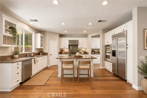45000 Vine Cliff, Temecula, CA 92592