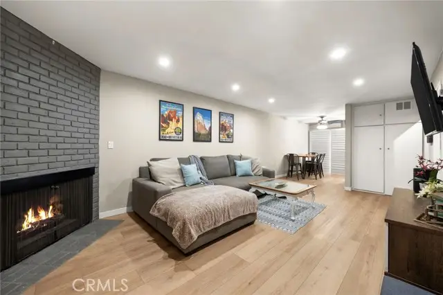 2452 Chelsea Place  #M, Santa Monica, CA 90404 - #1