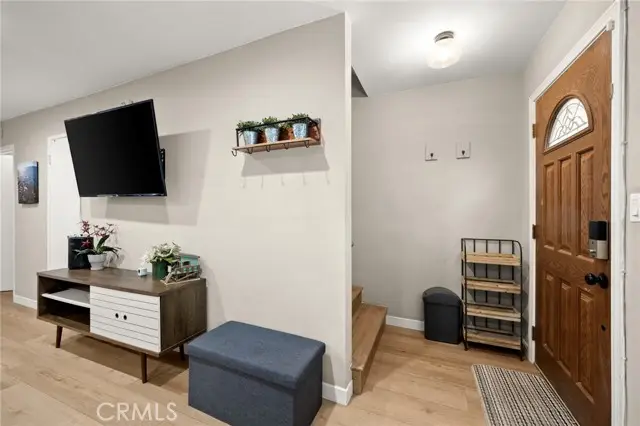 2452 Chelsea Place  #M, Santa Monica, CA 90404 - #2