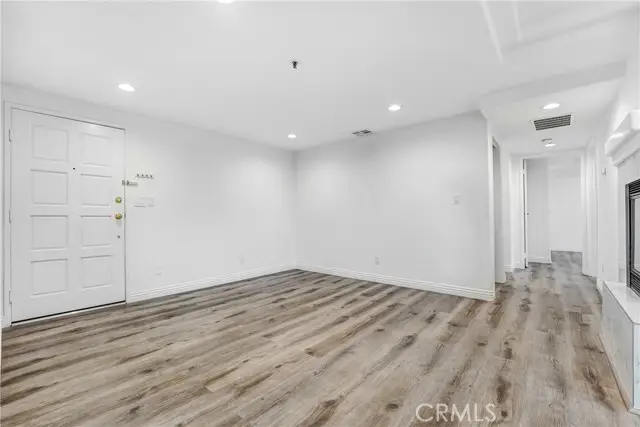 335 Sierra Madre  #203B, Pasadena, CA 91107 - #3