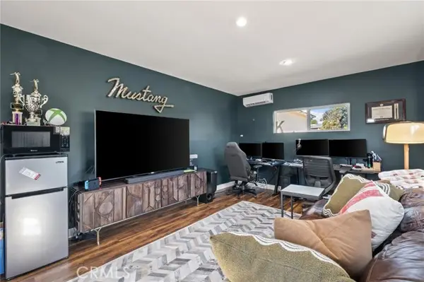 368 Vine, Upland, CA 91786