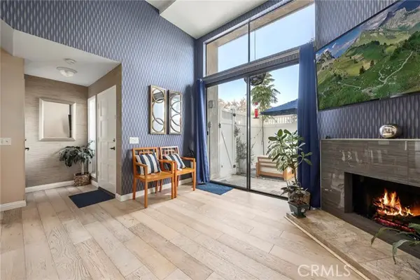 380 Wilson St  #C102, Costa Mesa, CA 92627