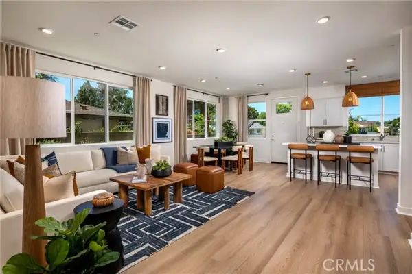 244 Citrus Row, La Habra, CA 90631