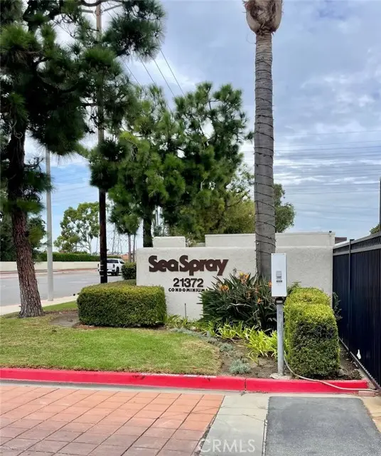 21372 Brookhurst Street  #727, Huntington Beach, CA 92646
