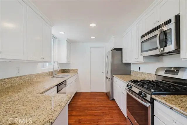 7426 Dempsey Avenue, Van Nuys, CA 91406 - #3
