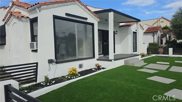 2849 12th, Los Angeles, CA 90018 - #1