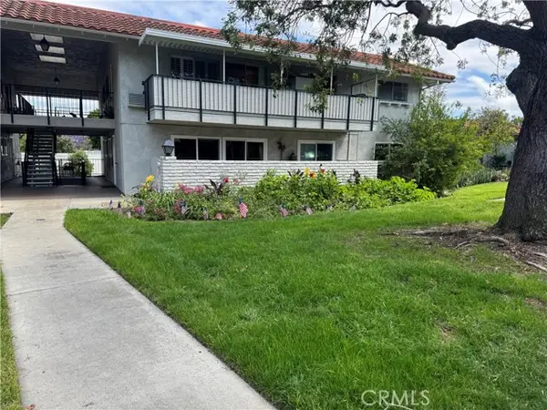 2260 Via Puerta, Laguna Woods, CA 92637