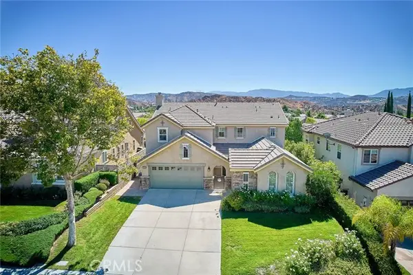 28410 Agajanian, Saugus, CA 91390