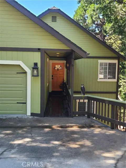 27457 Oakwood, Lake Arrowhead, CA 92352