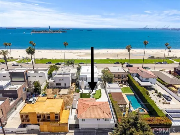 2747 Ocean Boulevard, Long Beach, CA 90803