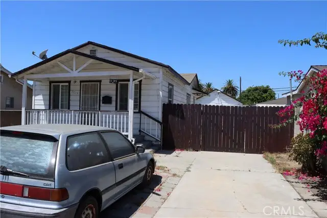 15723 Indiana Avenue, Paramount, CA 90723 - #1