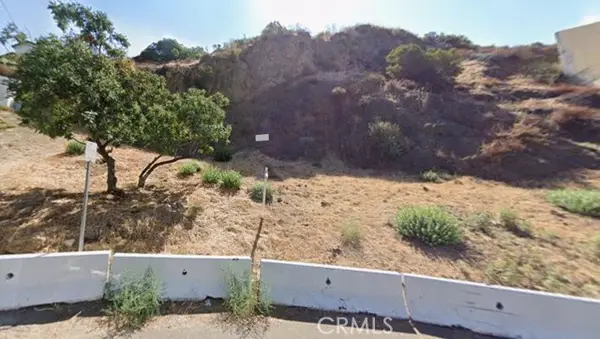 2354 Holly Drive, Los Angeles, CA 90068