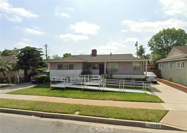 10950 Penney, Inglewood, CA 90303 - #1