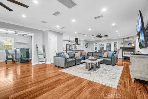 4601 Pepperwood, Long Beach, CA 90808