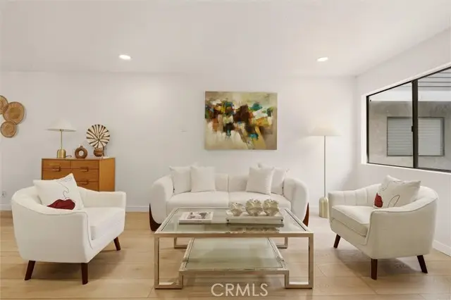 633 Hardin Drive  #3, Inglewood, CA 90302 - #3